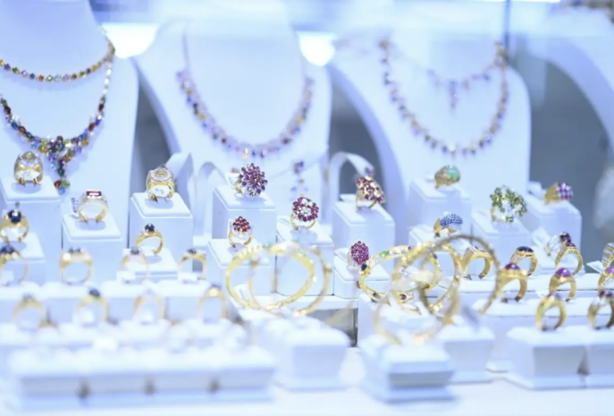 泰國寶石出口年增逾4成　黃金投機需求成主因