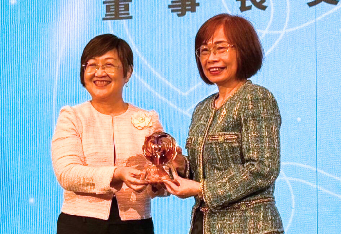 海華文教再啟新程　郭修敏榮任董事長