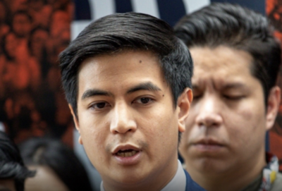 那塔蓬承壓待考驗　帕里披若爭掌人民黨