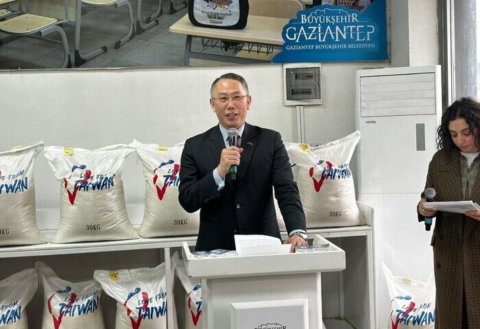 台灣愛心前進土耳其　72噸米助弱勢暫度難關