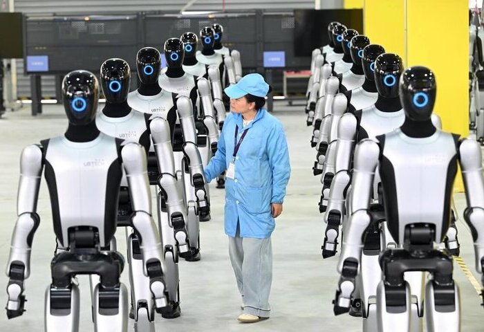 誰在買中國人形機器人？大學與國企捧場居多