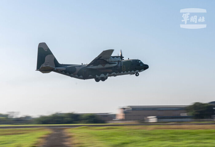 空軍C-130H運輸機投入春節疏運 助民眾返鄉團圓