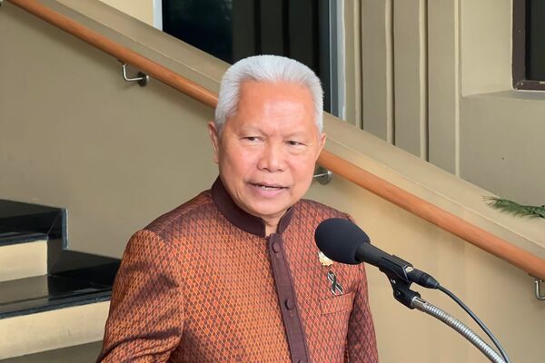 索蓬否認掌國會　稱待選委會認證