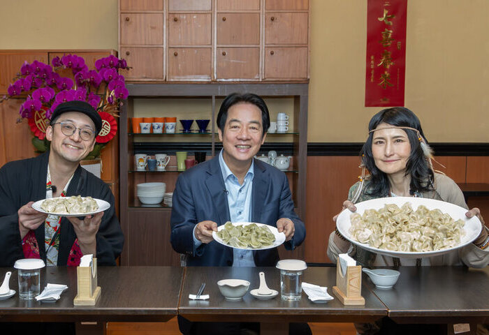 賴總統邀日本大胃王開箱總統府　款待百顆水餃【影】