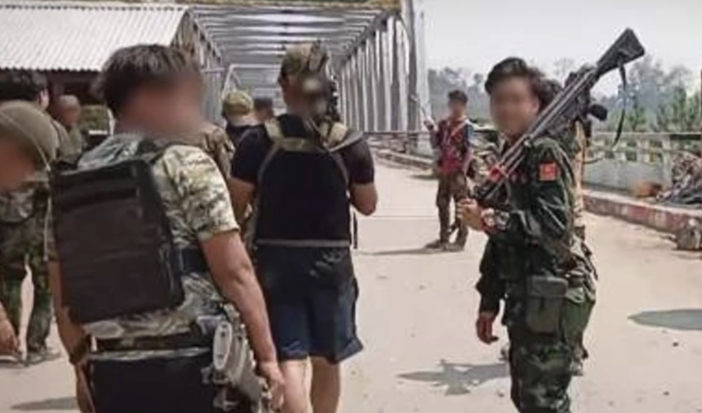 克耶叛軍炸橋阻緬軍　戰火逼近泰緬邊境