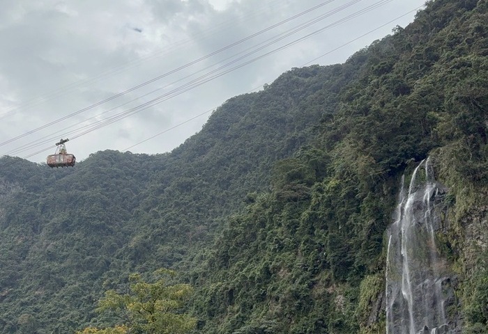 烏來擁全台首座觀光纜車　台車見證林業文化帶動觀光