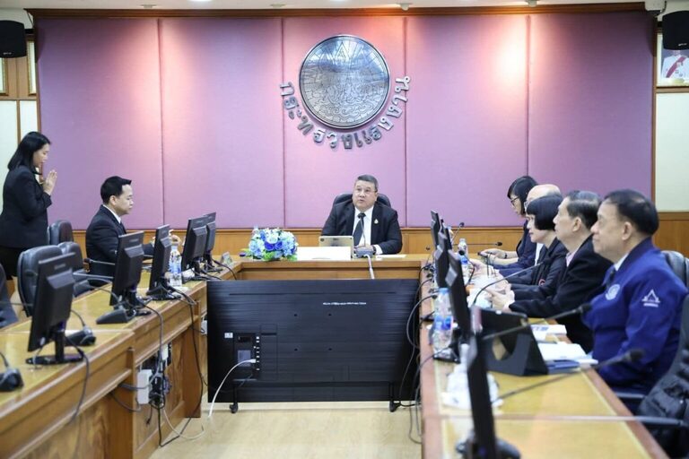 勞動部研議 TOR　社保結構重整