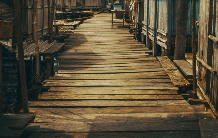 結構問題浮現壓力    泰窮成難解慢性病