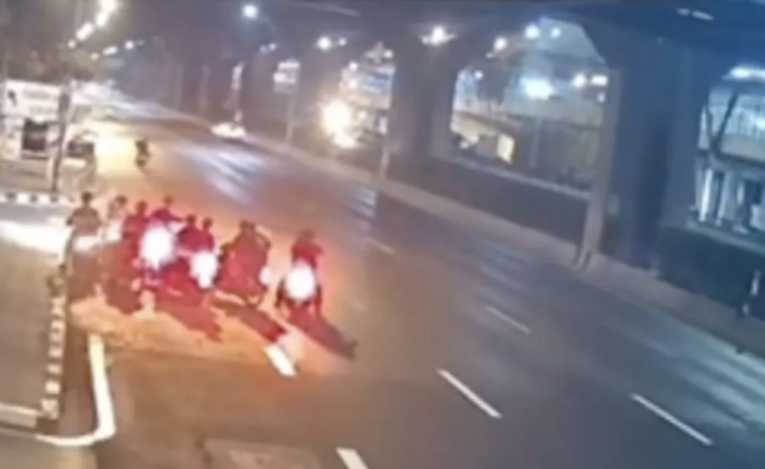 曼谷威帕瓦迪飆車族遭逮　17人落網14輛機車沒收