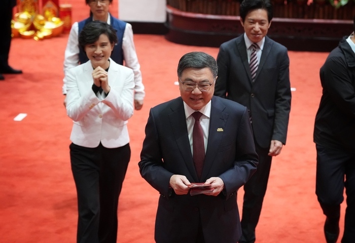 新春團拜　卓榮泰盼國家齊步向前、行政立法化解障礙