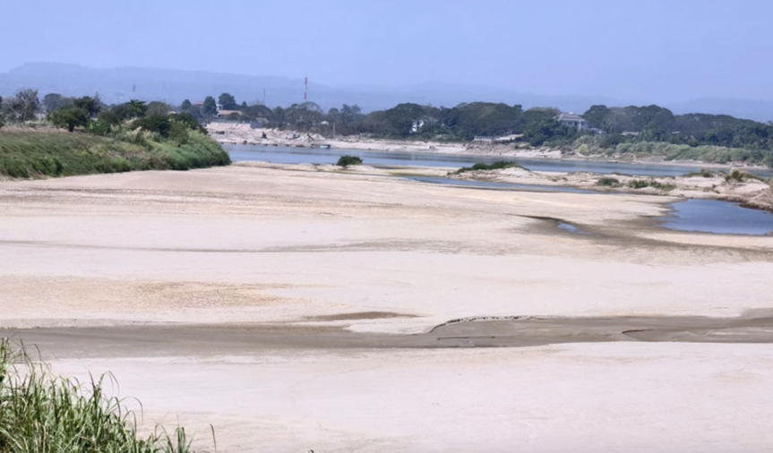 湄公河水位降至1.37公尺　廊開沙洲浮現