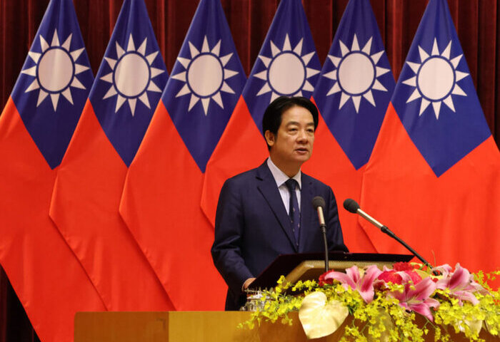 賴總統視導國安局　指示確保年底選舉不受中國干擾