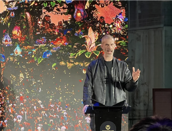 明日世界引爆泰國　五年拚三百億產值