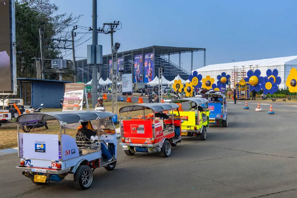 MotoGP掀三輪熱潮　Tuk Tuk Challenge登場