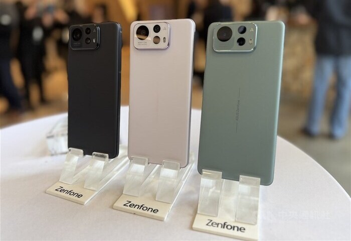 研調：記憶體成本升　電腦智慧手機出貨減幅創十年高