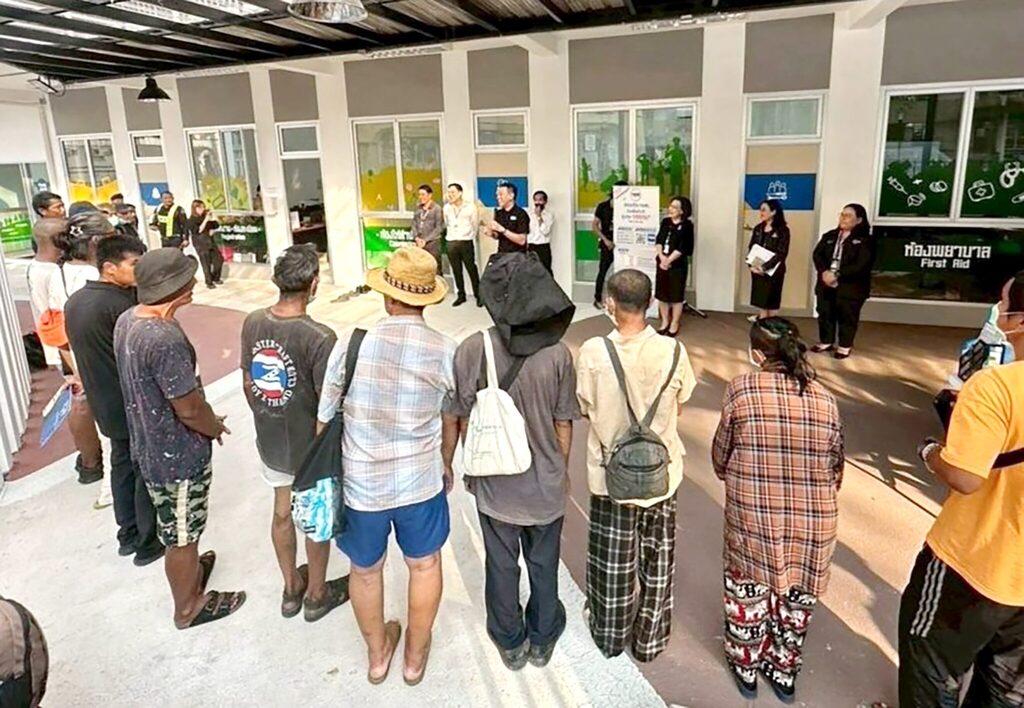 曼谷啟用「飽心之家」　打造街友重生起點