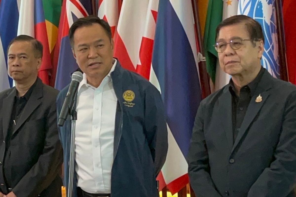 加速撤僑伊朗　強調油價盡量凍漲