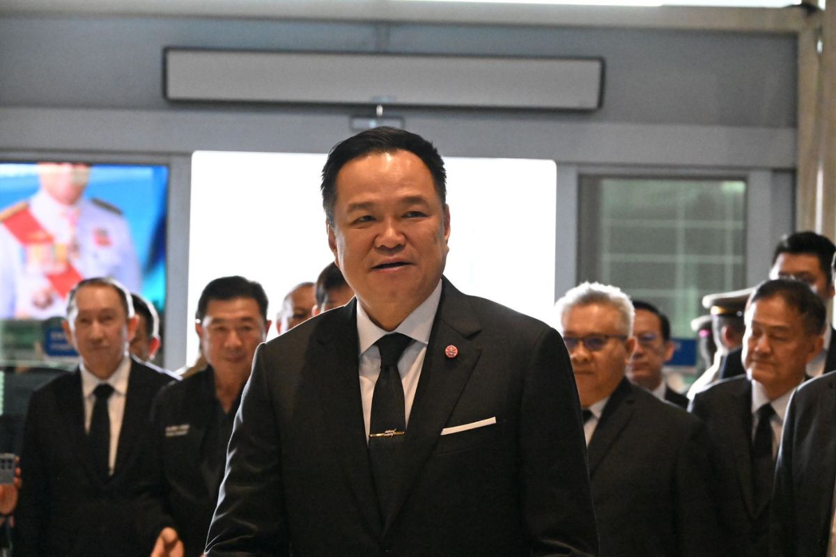 伊朗關閉荷莫茲海峽　阿努廷稱未見囤油潮