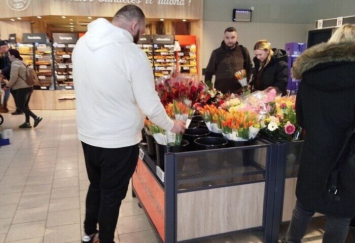 立陶宛情人節可以不送花　38婦女節可不行