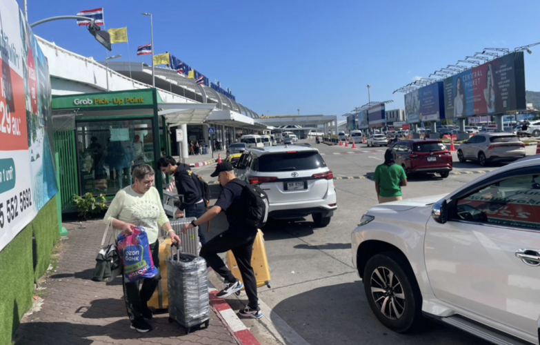 普吉機場澄清叫車限制　僅管制未授權司機