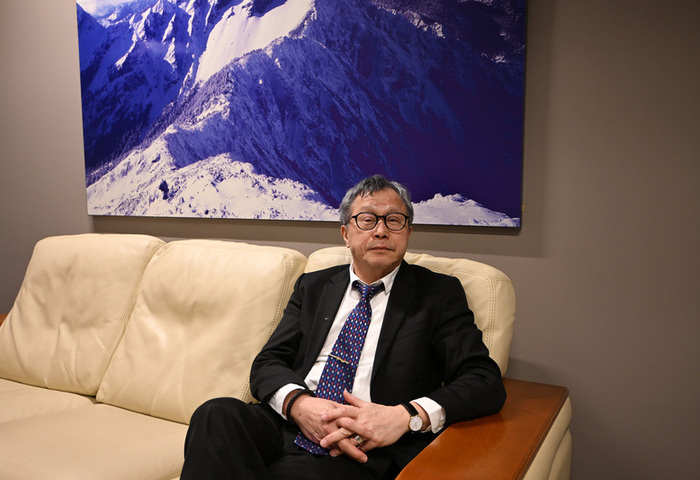 【專訪】從板凳到先發　謝志偉用職業運動巧喻台灣經貿角色