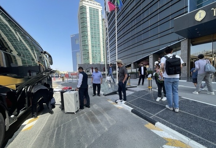 外交部助42名滯留卡達民眾赴沙國　計共1280人返台