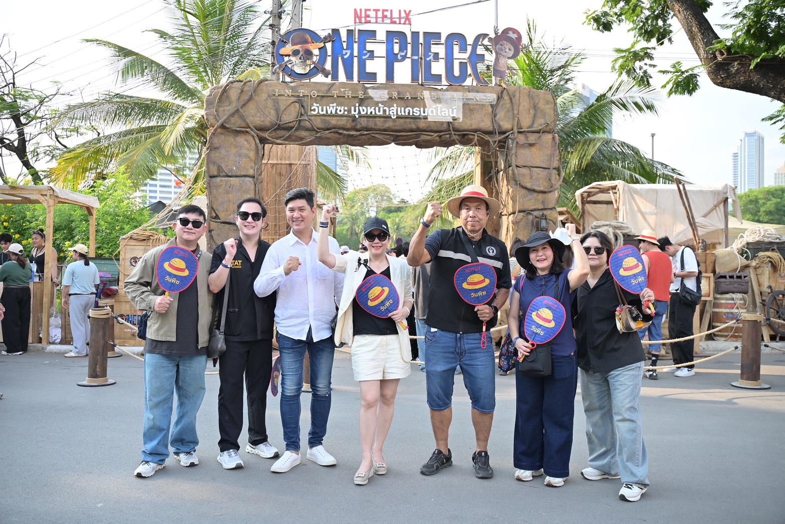 偉大航道駛進曼谷　跟魯夫自拍見喬巴