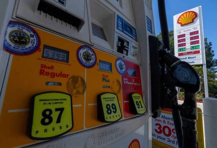 中東戰爭衝擊全球經濟　油價股市與航運情勢一覽