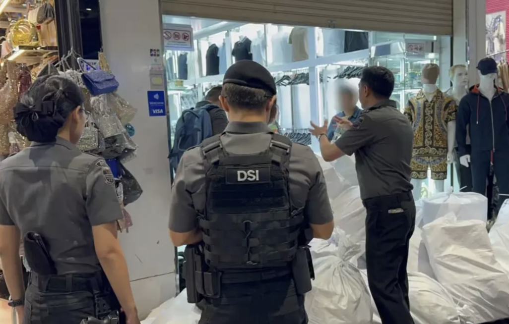 泰國DSI掃蕩仿冒商品　巴吞旺區查扣2萬件