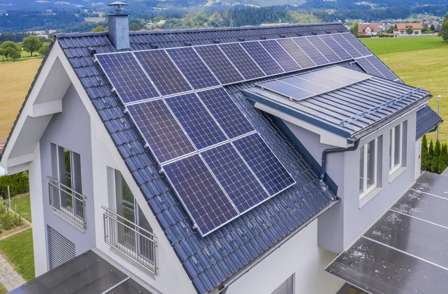 太陽能屋頂申裝暴增　減稅政策帶動需求