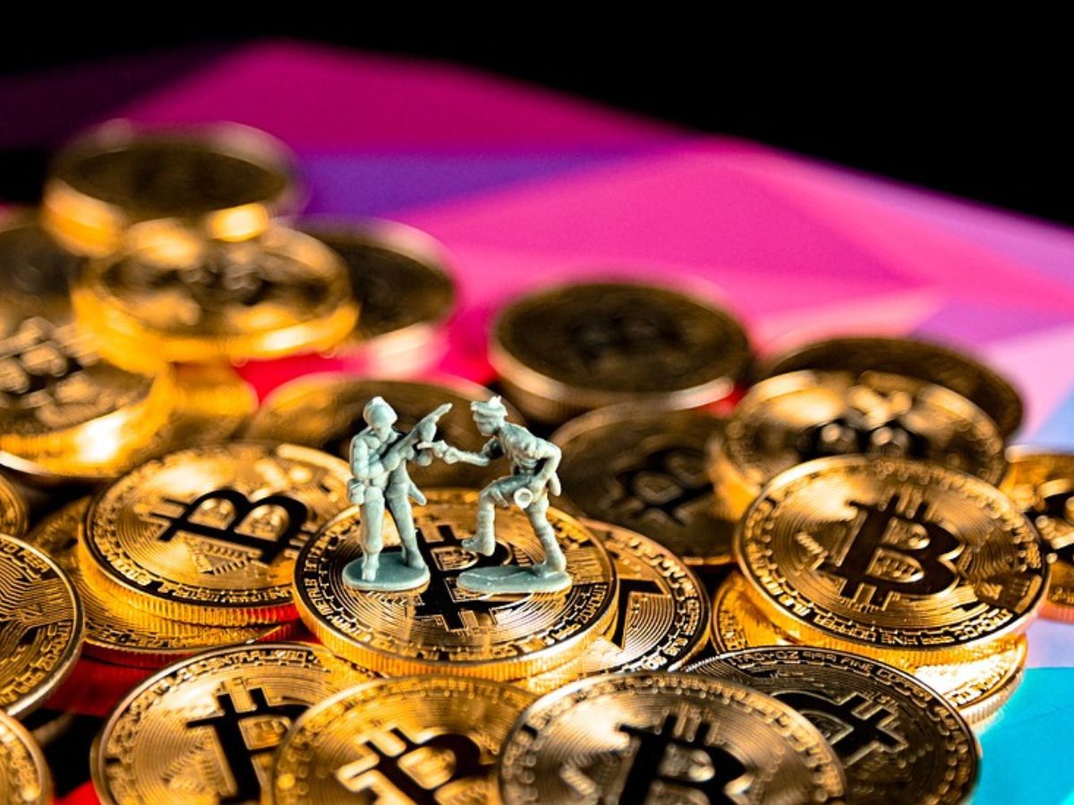 比特幣上漲突破7萬美元　主要加密貨幣同步走高