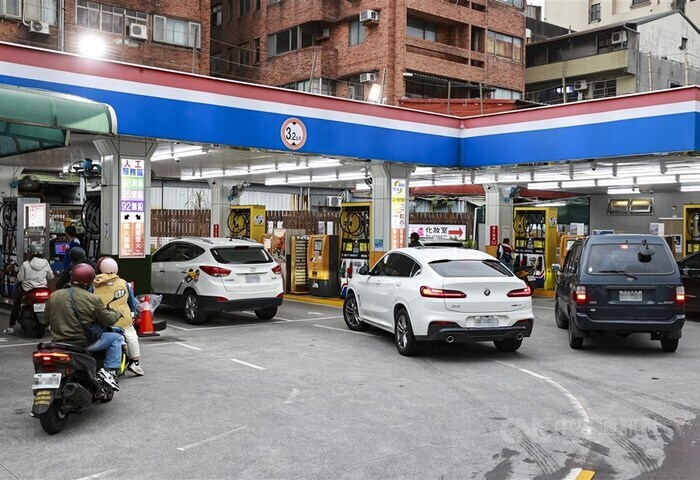 2月測驗點齊跌　台經院憂百元油價成常態、CPI恐上修