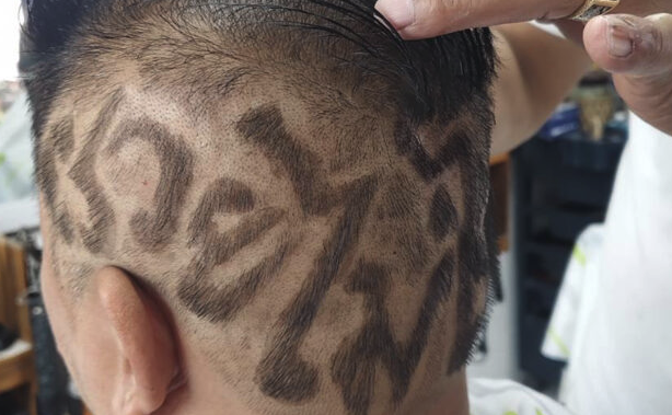 髮型刻標語爆紅　呼應總理流行語