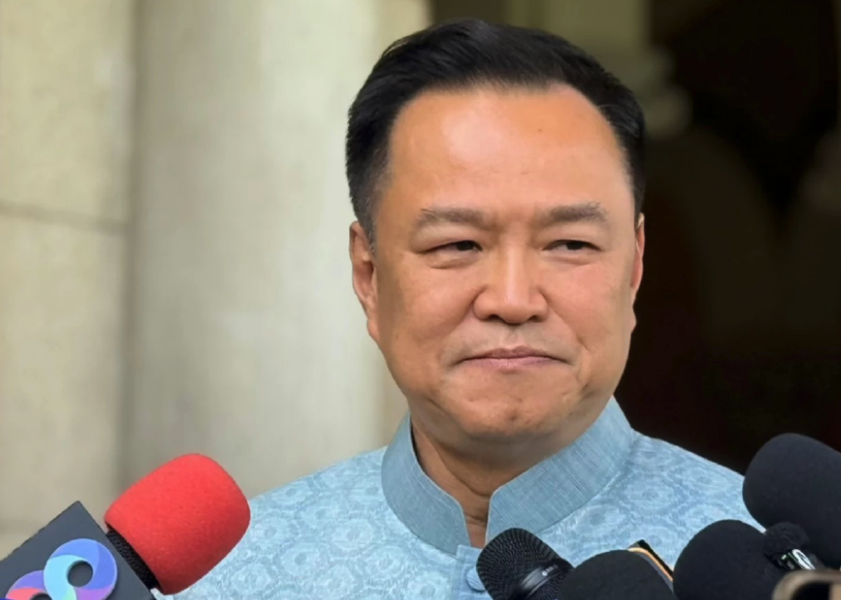 肯定專業否認私利　阿努廷拒交長請辭 　