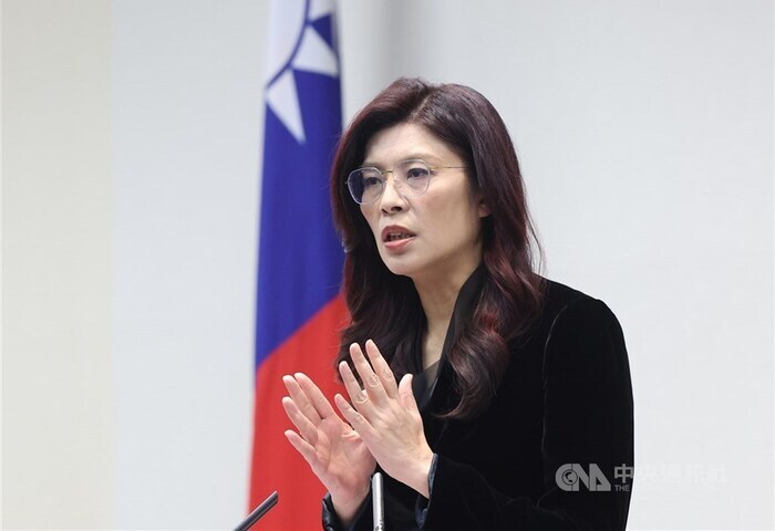 鄭麗文應邀率團訪中　邱垂正籲守護國家主權尊嚴