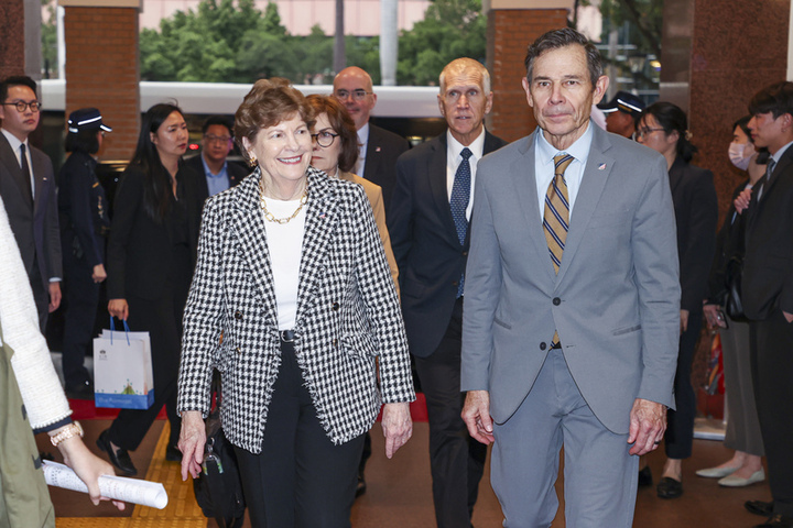 美國跨黨派參議員訪團拜會立院　關注軍購議題