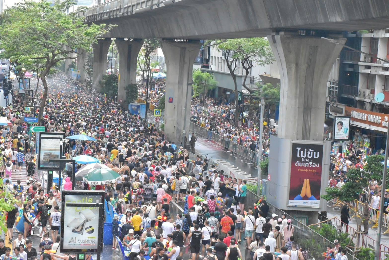 曼谷宋干節將至　高溫來襲防中暑