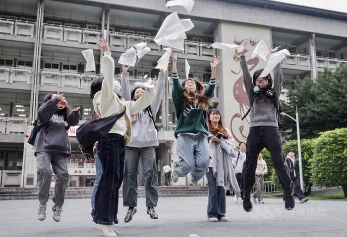 內政部：113年台灣高教比率高於美日韓　僅次加拿大