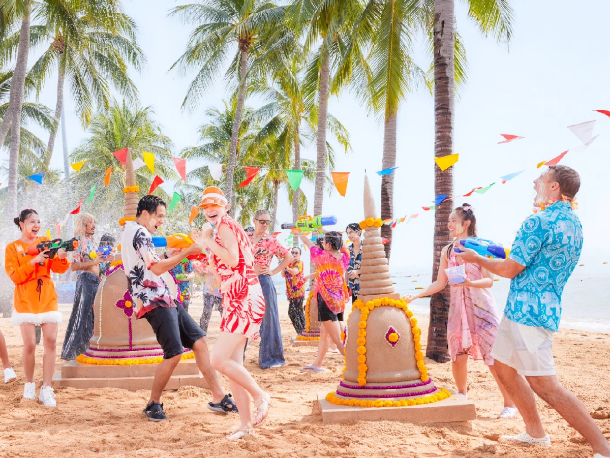 出遊機票漲自駕貴　泰潑水節訂房率降