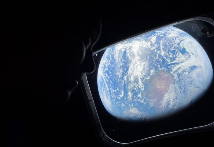 阿提米絲2號創人類抵距地球最遠紀錄　距離等同搭高鐵2個月