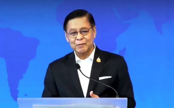 泰外長赴阿曼協調　9船待通荷莫茲