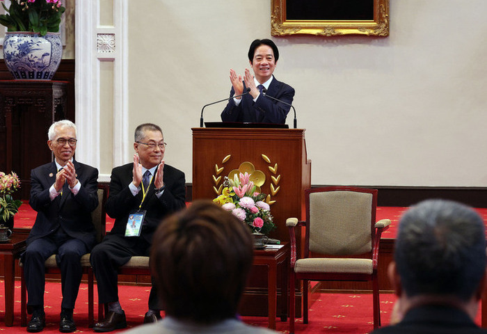 總統：全力推客家六箭　與亞洲各國深化合作走向國際