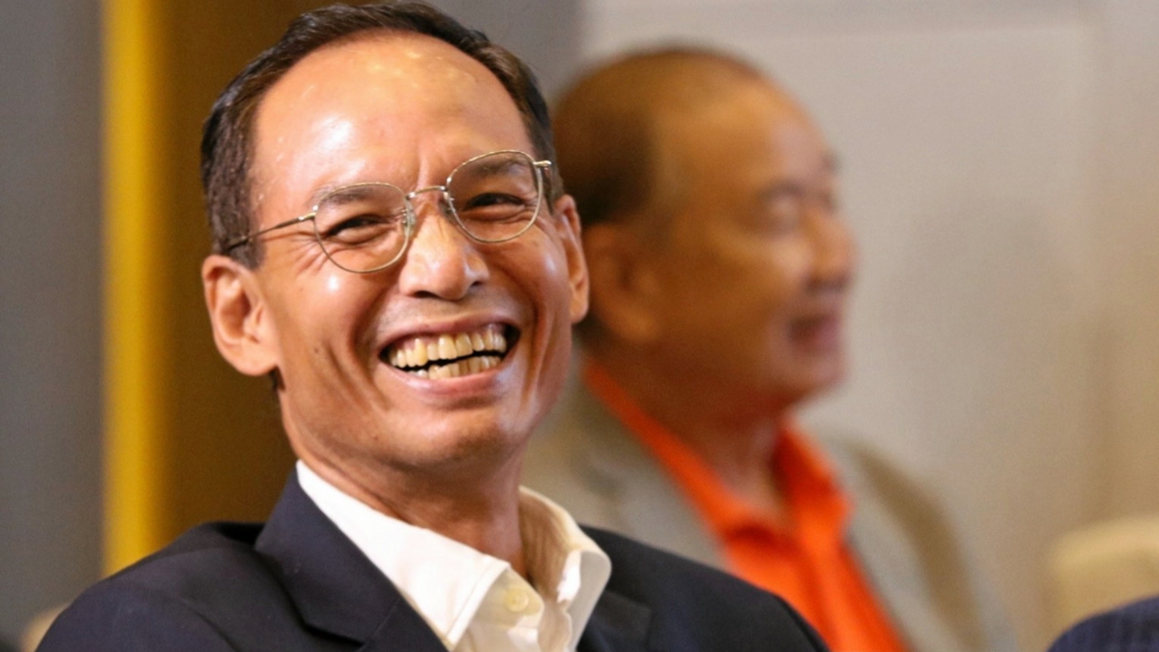 科恩質疑能源政策　批政府偏袒煉油業