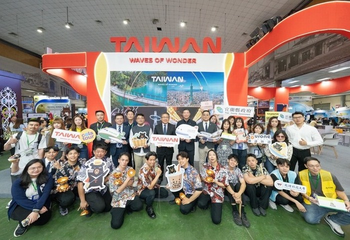 越南偶像嗨翻河內旅展台灣館　民眾推台灣值得再訪