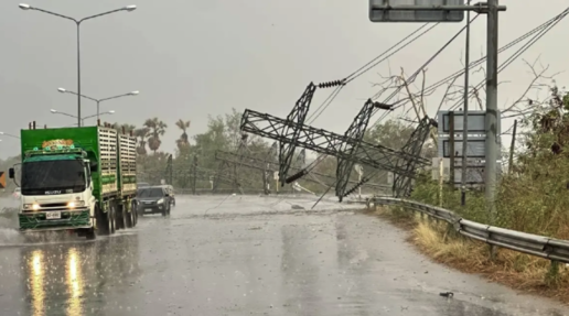 夏季風暴襲泰　高壓電塔倒塌阻交通