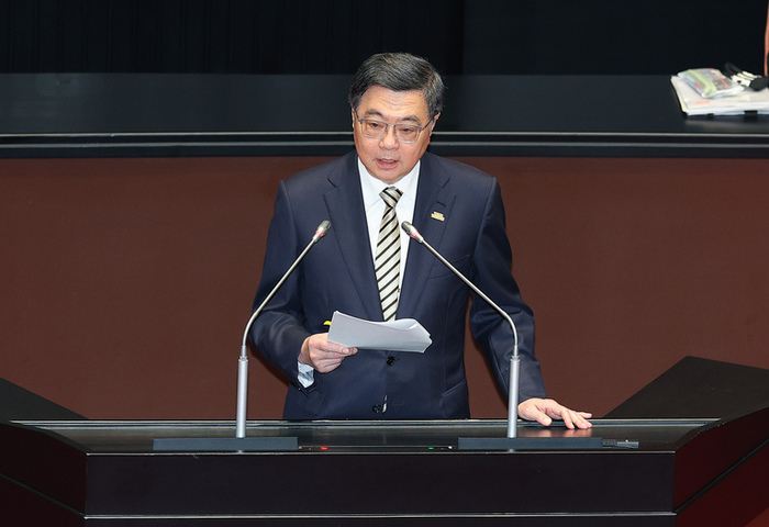 卓榮泰赴立院報告後　115年總預算案付委審查