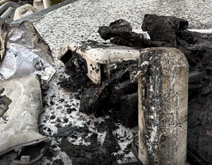 行動電源室內爆炸起火　網購低價產品安全引關注