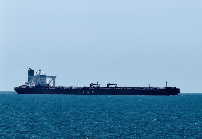 君善輪載200萬桶原油抵麥寮港　台塑化提升煉油產能開動率
