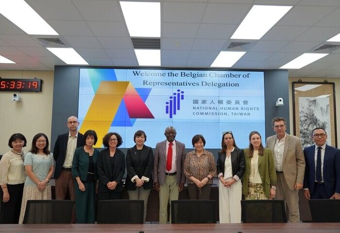 比利時議員拜訪人權會　交流跨性別權益等議題