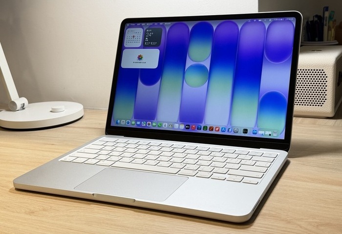 MacBook Neo實測　專家：挑戰教育筆電主導權